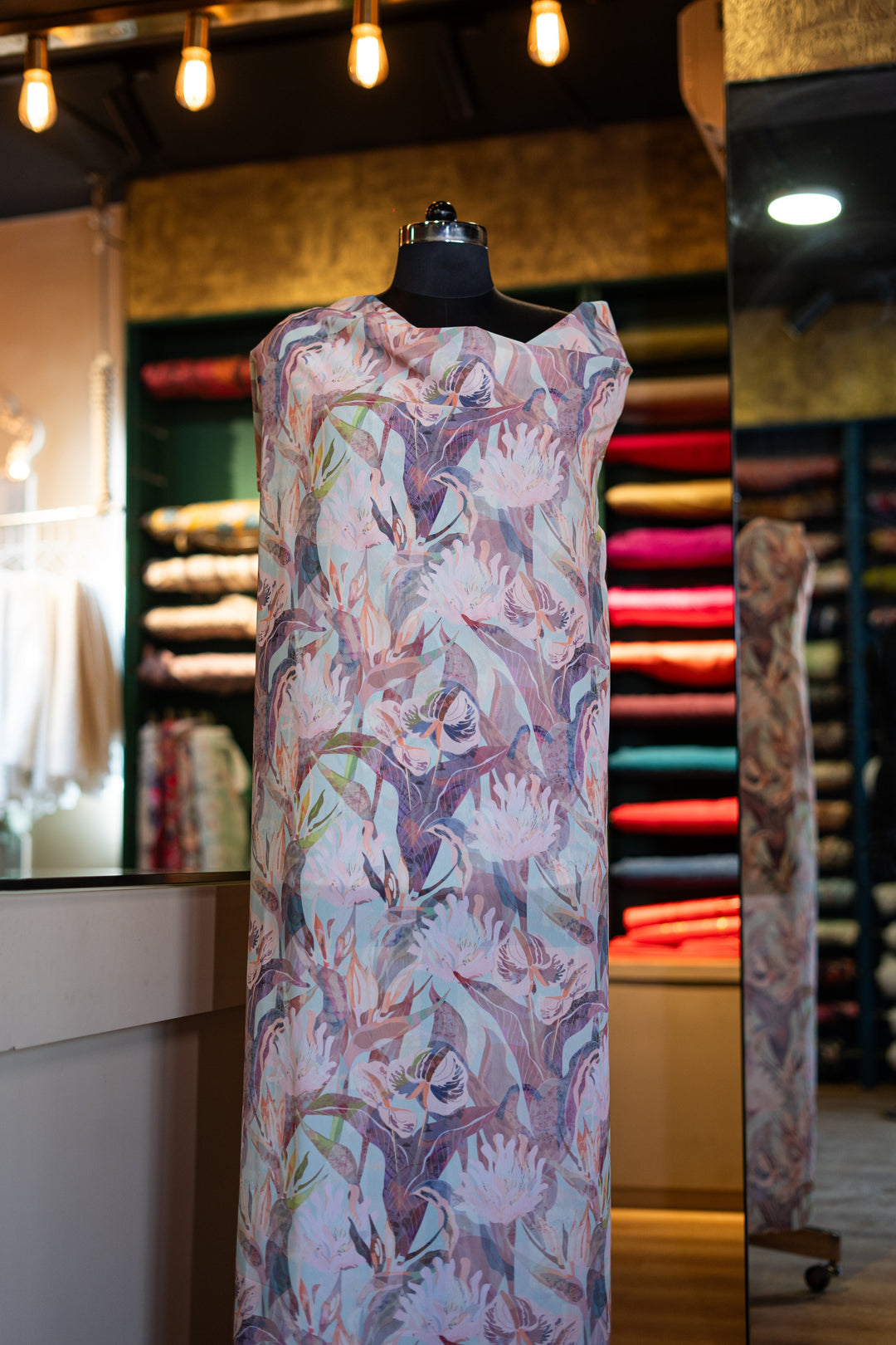 Flowy printed fabric