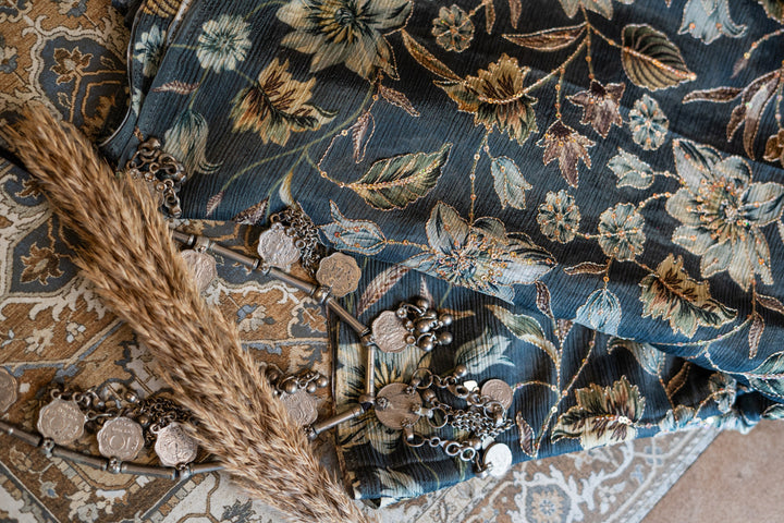 Embroiderd chinons